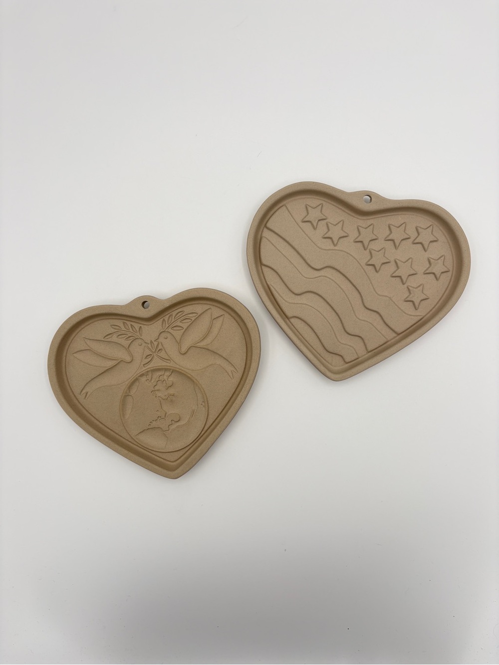 Two Pampered Chef Stoneware Cookie Molds Peace on Earth Heart /Patriotic Heart